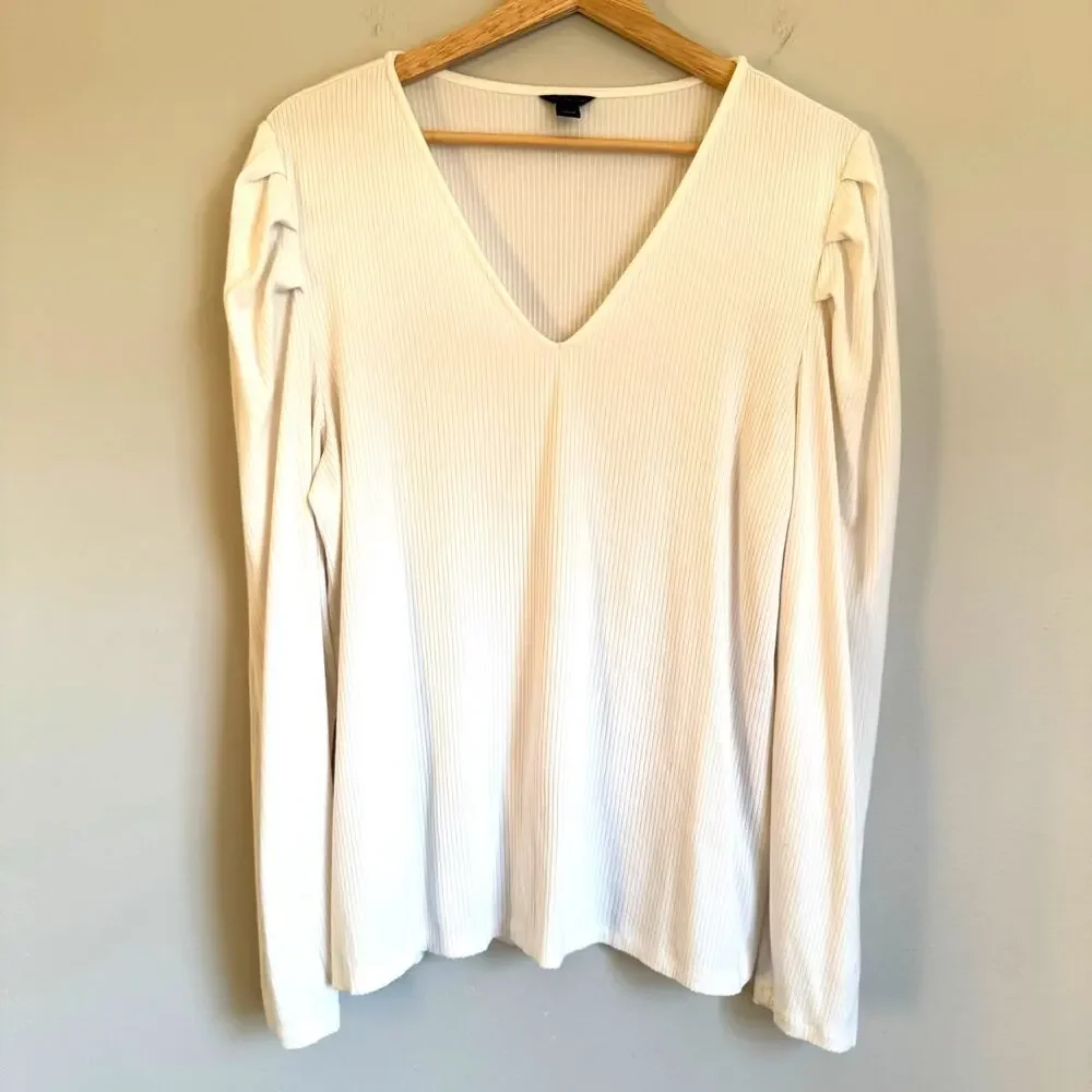 Ann Taylor Cream V-Neck Blouse - Picture 1 of 11